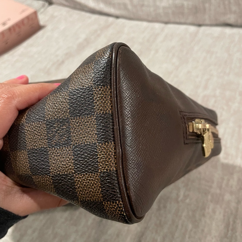 Louis Vuitton Damier Ebene Brera Handbag - Picture 10 of 11